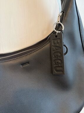 BAGGU Black Crescent Hobo Shoulder Bag